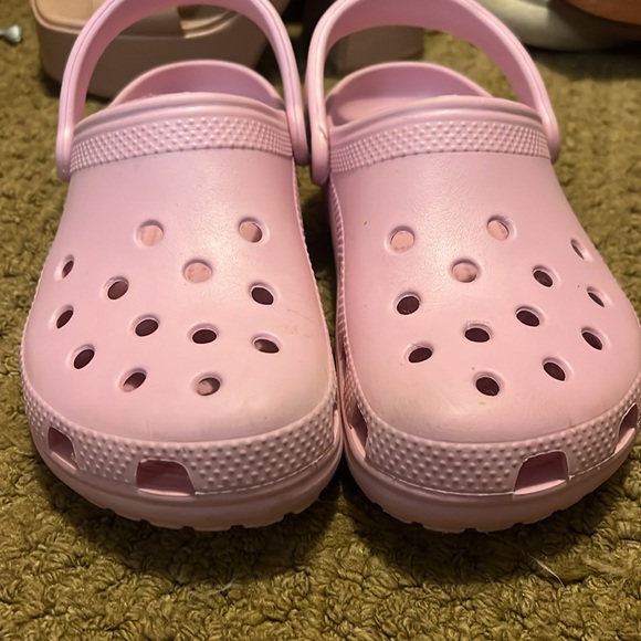 crocs - Picture 2 of 3